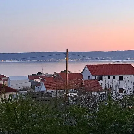 Holiday Apartman Kaštela