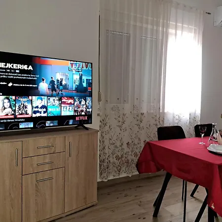 Holiday Apartman *