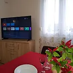 Holiday Apartman *