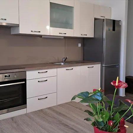 Holiday Apartman Apartment Kaštela