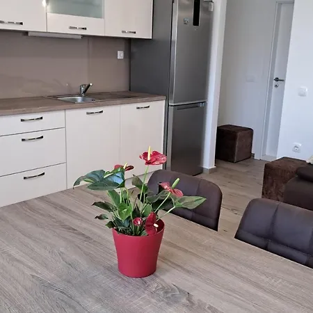 Apartment Holiday Apartman Kaštela