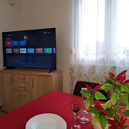 Holiday Apartman *