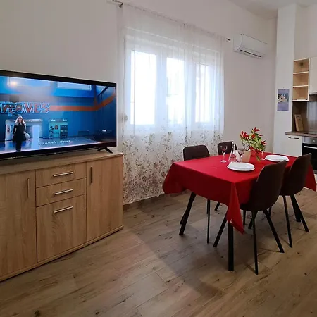 Apartment Holiday Apartman Kastela